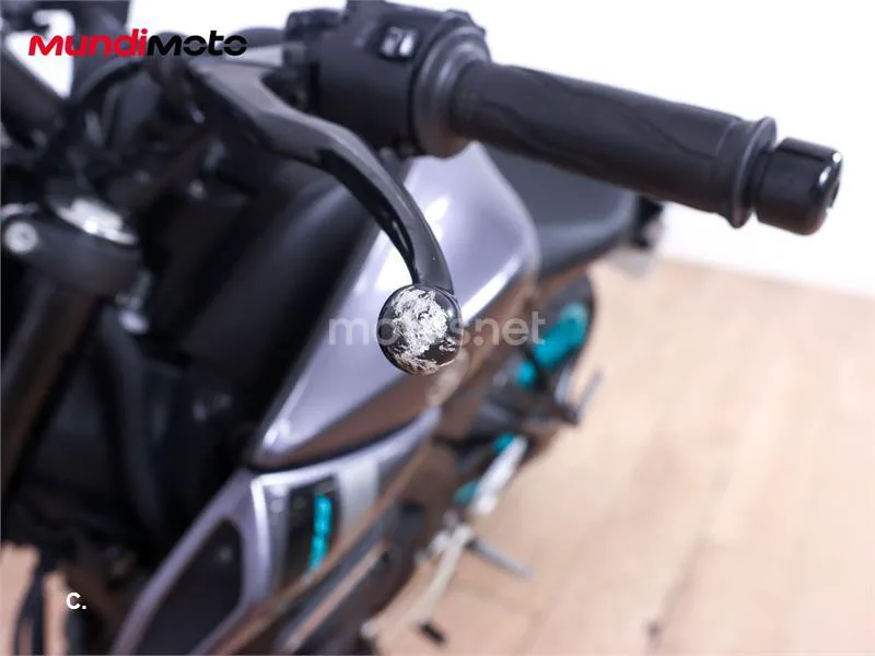 Yamaha MT-125 – Vista 16