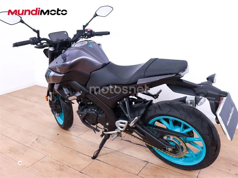 Yamaha MT-125 – Vista 8