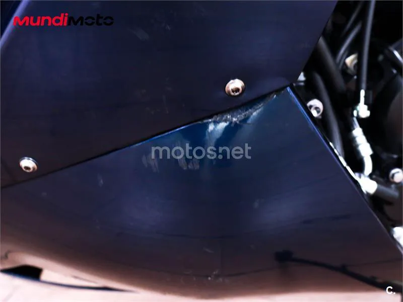 Kawasaki ZZR 1400 – Vista 16