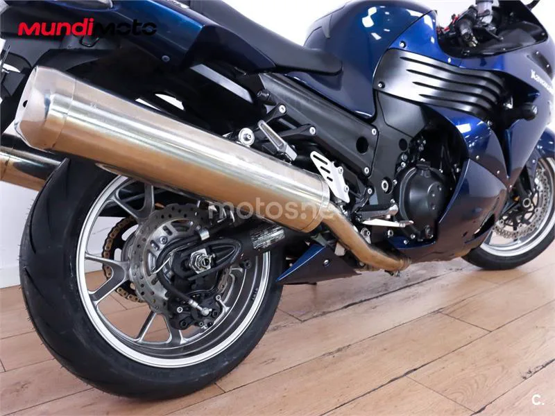 Kawasaki ZZR 1400 – Vista 4