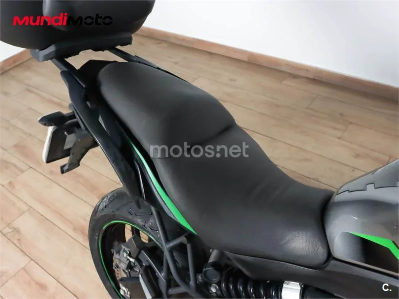 Kawasaki Versys – Vista 25
