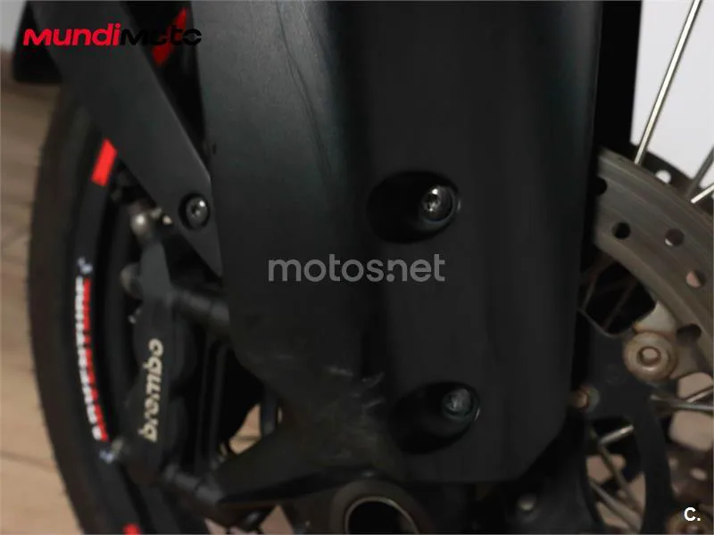 KTM 1090 Adventure – Vista 13