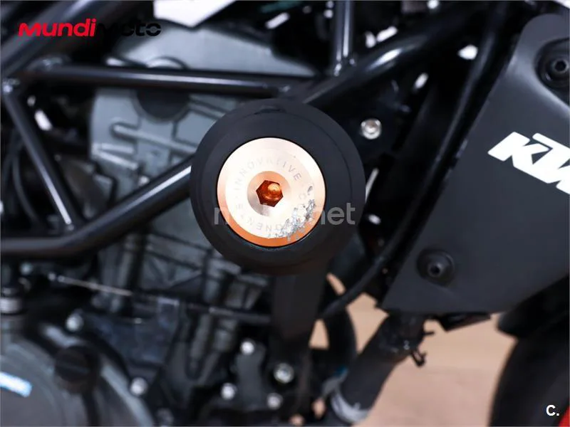 KTM 125 – Vista 13