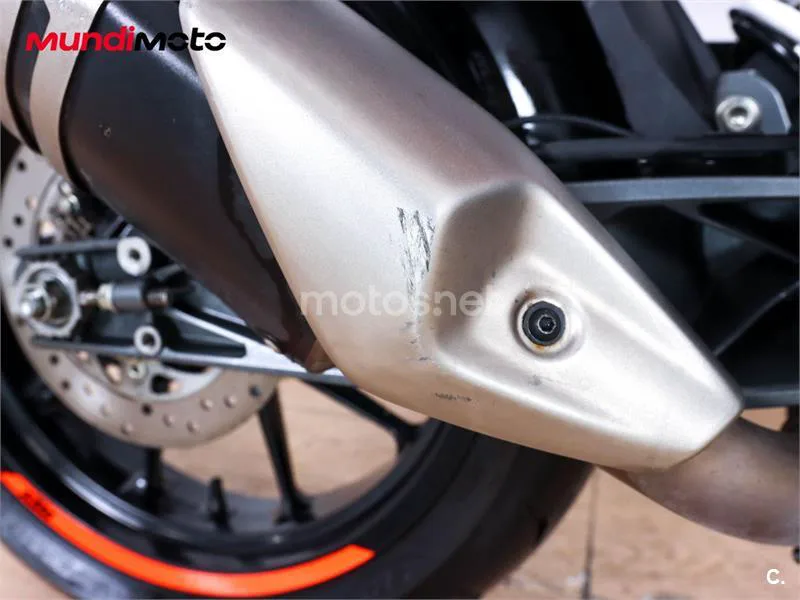 KTM 125 – Vista 17