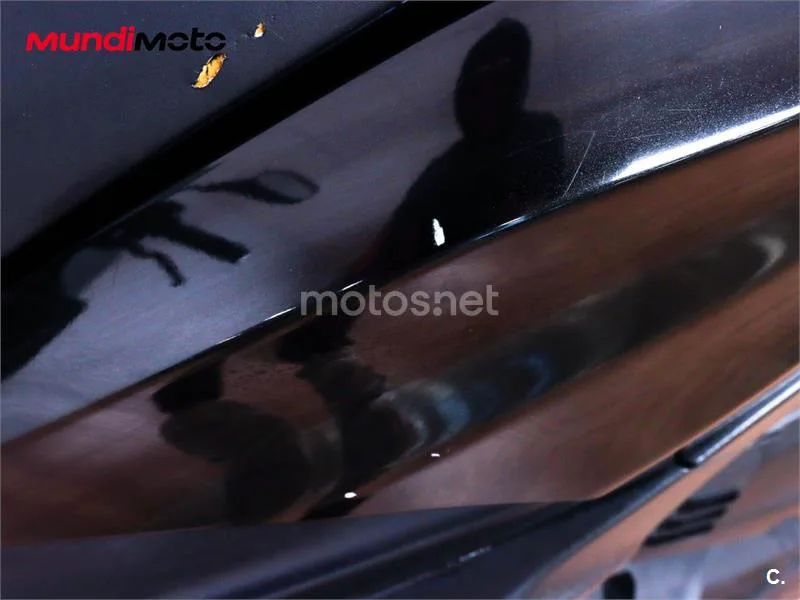 Piaggio MP3 – Vista 23