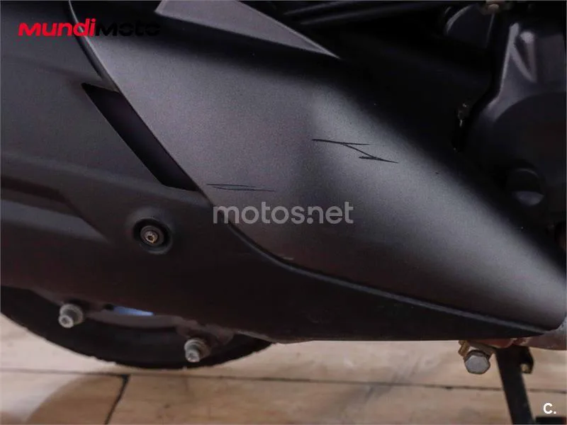 Piaggio MP3 – Vista 27