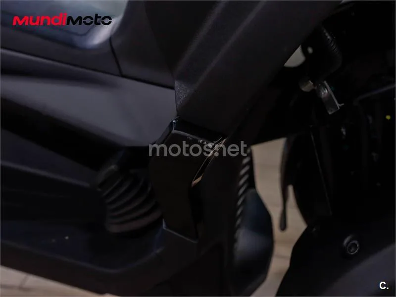 Piaggio MP3 – Vista 30