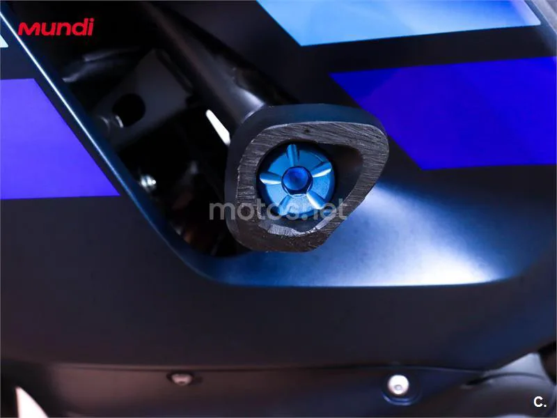 Yamaha R7 – Vista 20