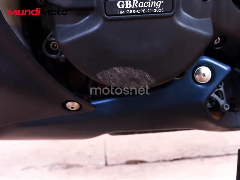 Yamaha R7 – Vista 21
