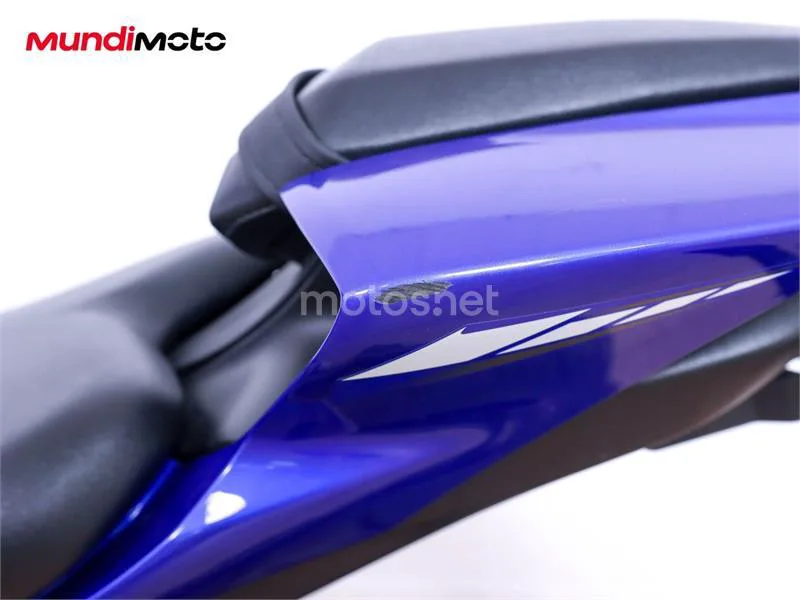 Yamaha R7 – Vista 22