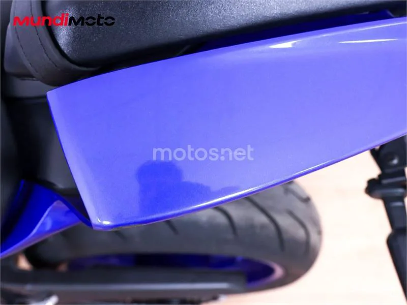 Yamaha R7 – Vista 23