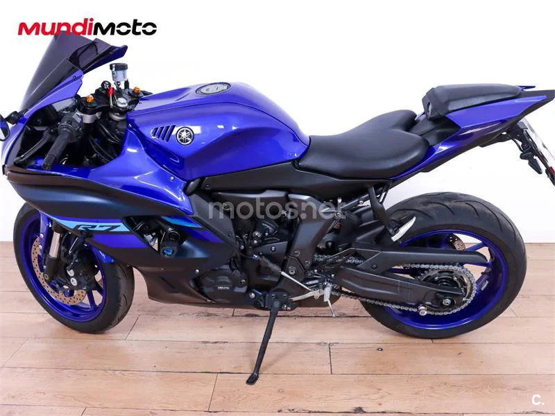 Yamaha R7 – Vista 6