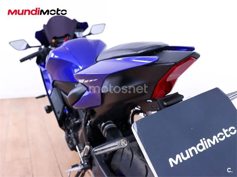 Yamaha R7 – Vista 9