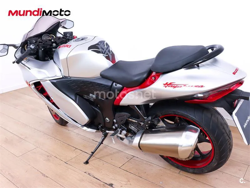 Suzuki Hayabusa – Vista 8