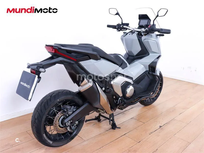 Honda X-ADV – Vista 3