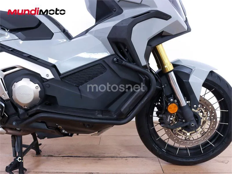 Honda X-ADV – Vista 25