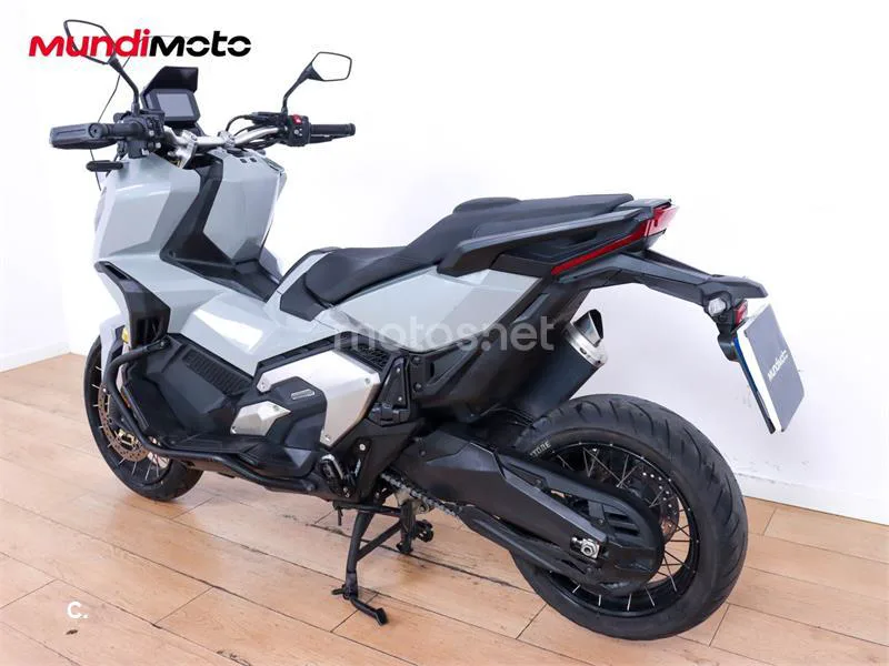 Honda X-ADV – Vista 8