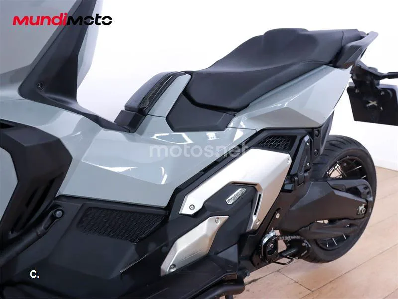 Honda X-ADV – Vista 10