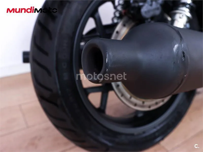 Royal Enfield Shotgun 650 – Vista 17