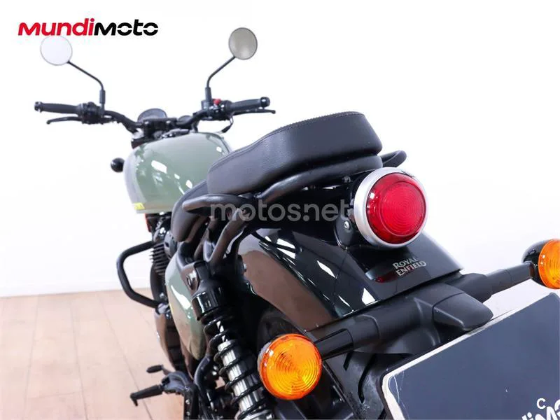 Royal Enfield Shotgun 650 – Vista 9