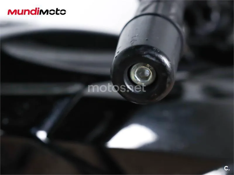 CFMOTO 650NK – Vista 13