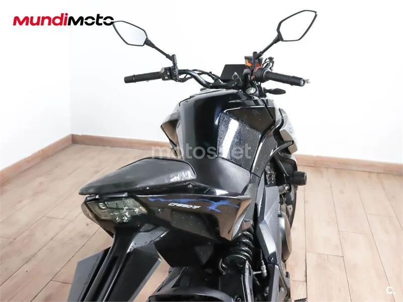 CFMOTO 650NK – Vista 4