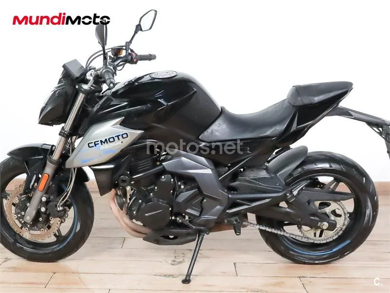 CFMOTO 650NK – Vista 6