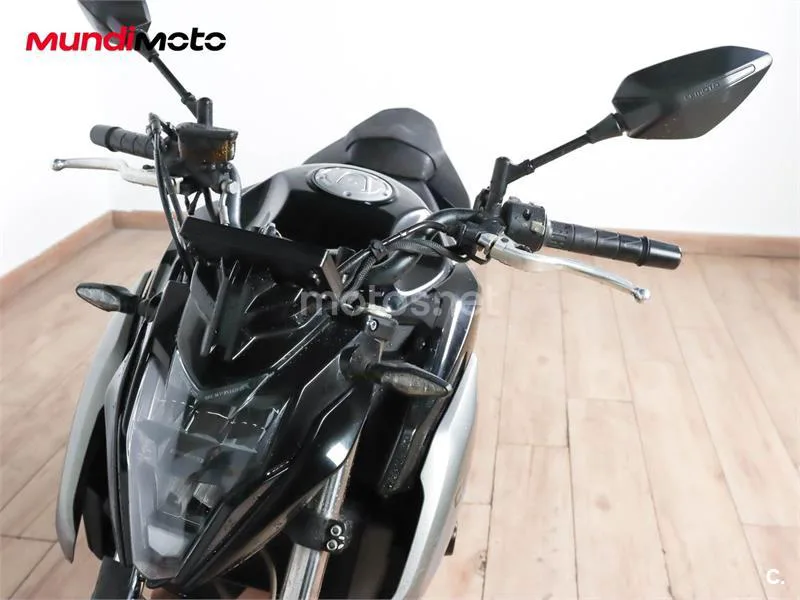 CFMOTO 650NK – Vista 10