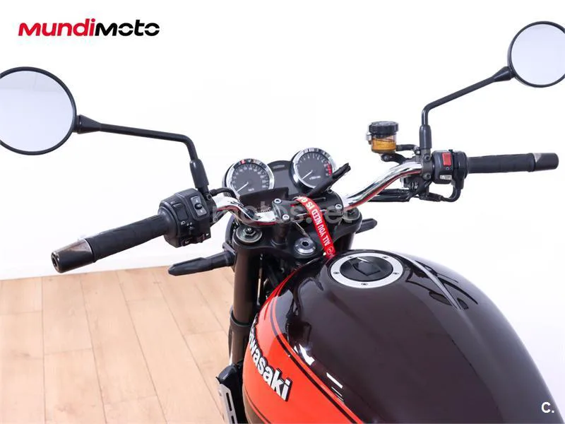 Kawasaki Z900 – Vista 11