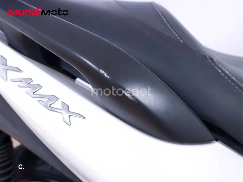 Yamaha XMAX 300 – Vista 28