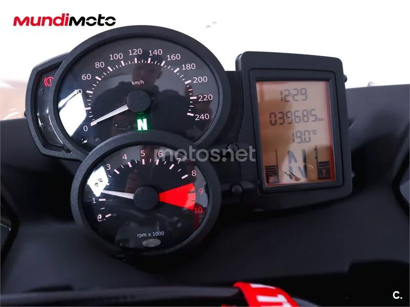 BMW F 800 ST – Vista 12