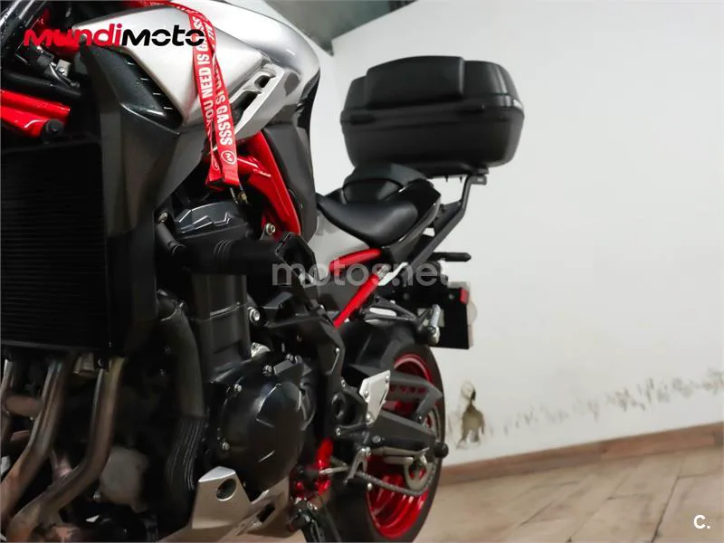 Kawasaki Z900 – Vista 10