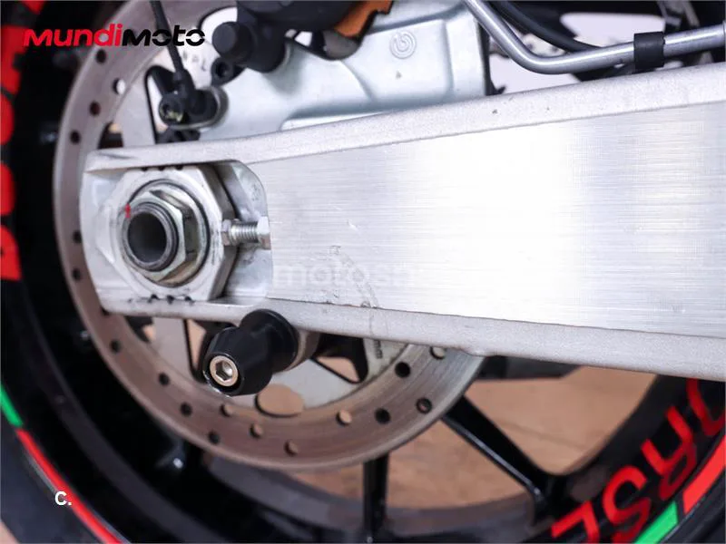 Ducati Hypermotard – Vista 13