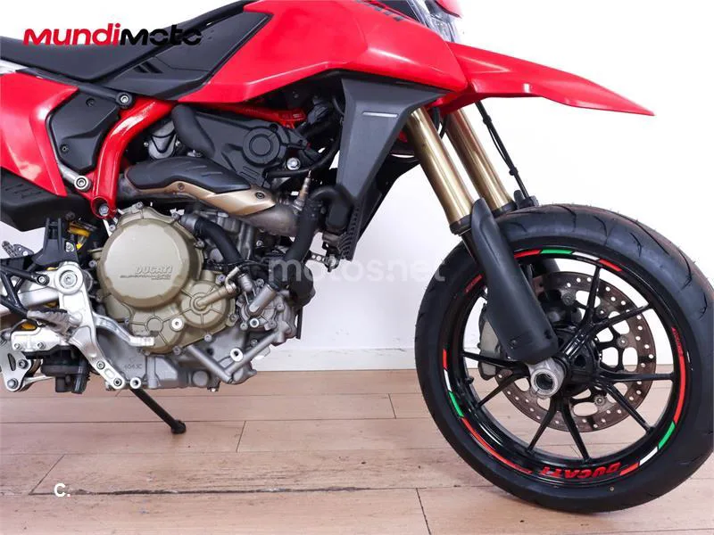 Ducati Hypermotard – Vista 19