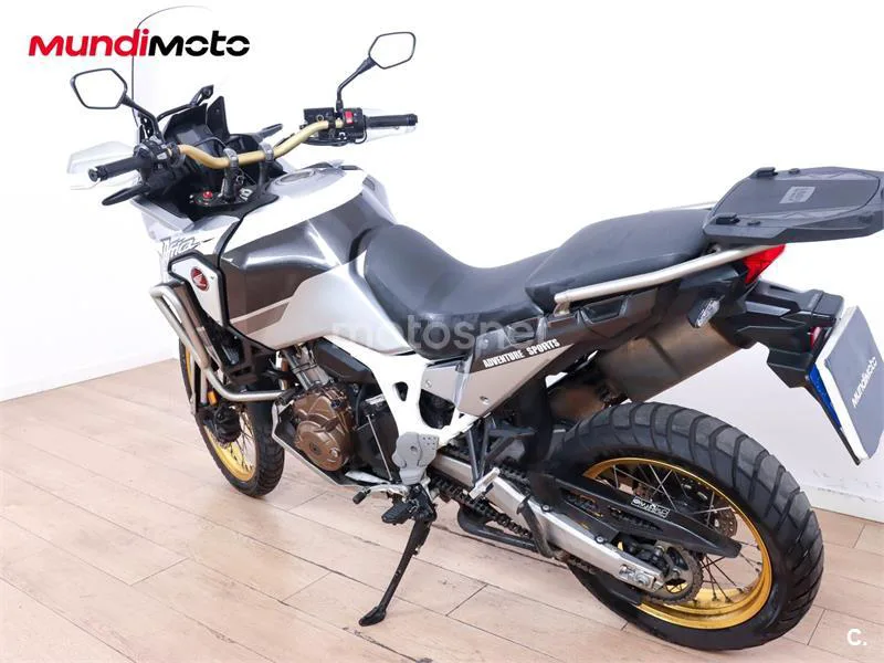 Honda CRF 1000L Africa Twin – Vista 8