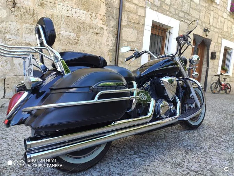 Yamaha XVS 1300A Midnight Star – Vista 4