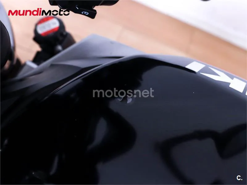 Suzuki SV 650 – Vista 20