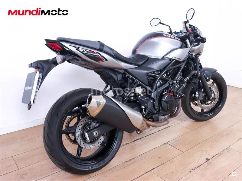 Suzuki SV 650 – Vista 3