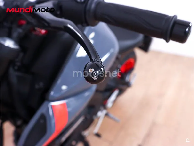 Yamaha MT-125 – Vista 18