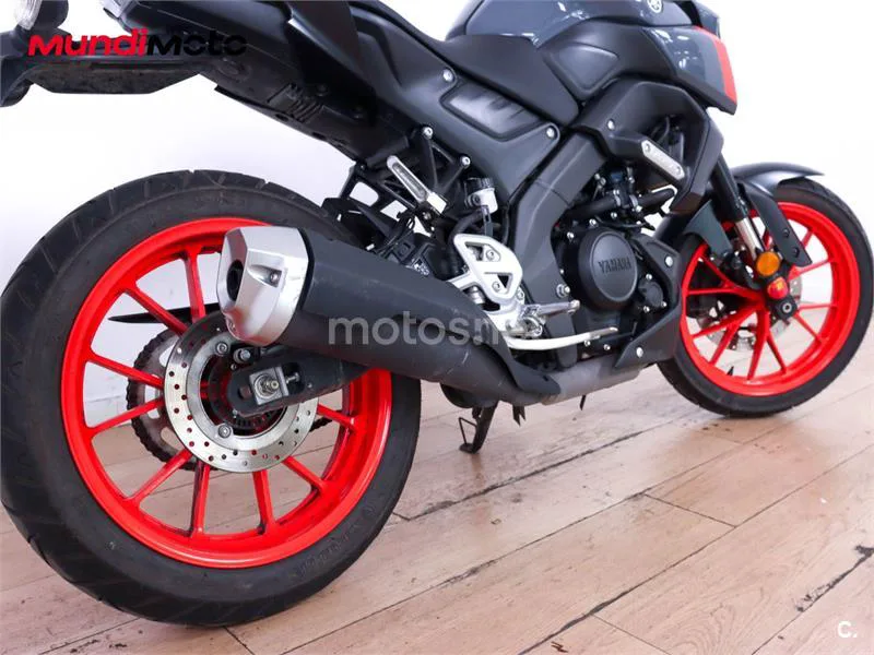 Yamaha MT-125 – Vista 4