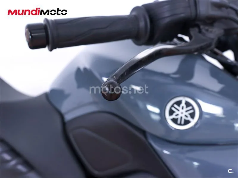Yamaha MT-125 – Vista 32