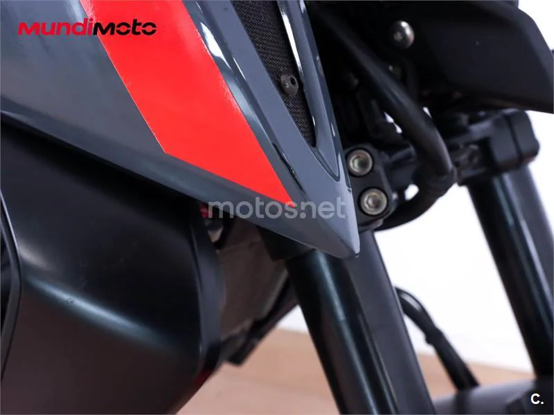 Yamaha MT-125 – Vista 36