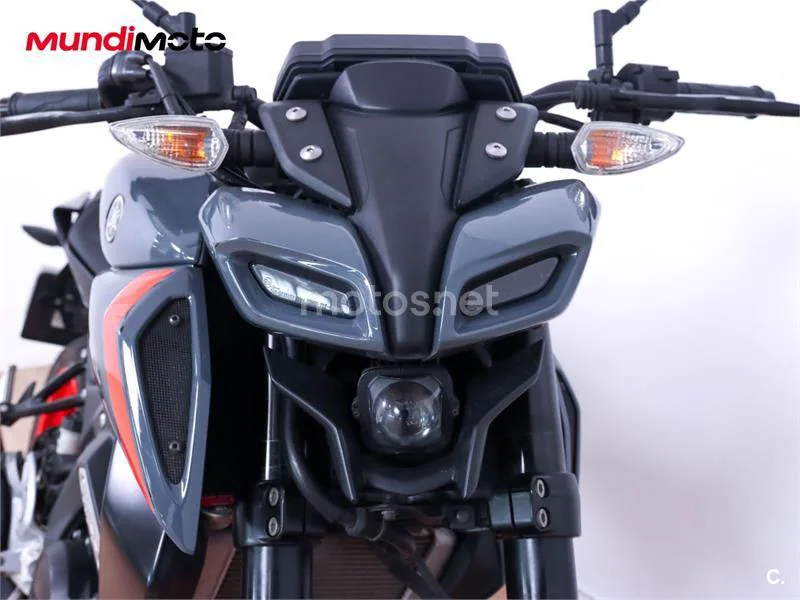 Yamaha MT-125 – Vista 5