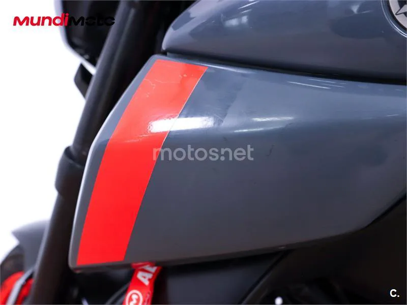 Yamaha MT-125 – Vista 50