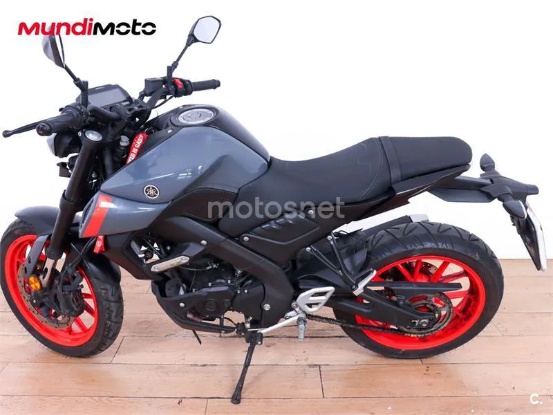 Yamaha MT-125 – Vista 6