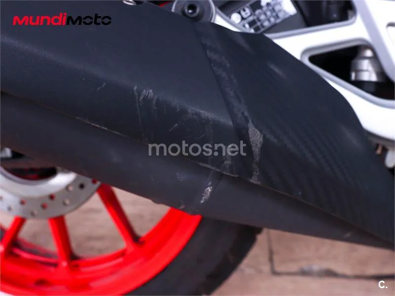 Yamaha MT-125 – Vista 53