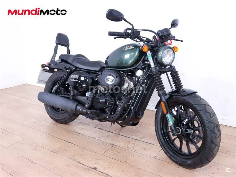 Hyosung Aquila Bobber GV 300 S 2999 € 2021 Madrid - 2