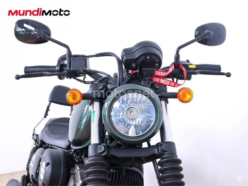 Hyosung Aquila Bobber GV 300 S – Vista 5