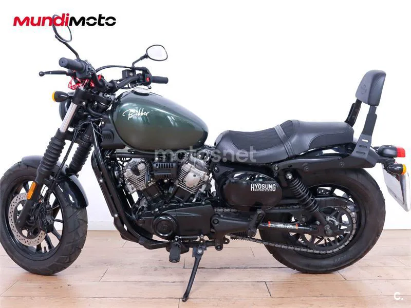 Hyosung Aquila Bobber GV 300 S – Vista 6