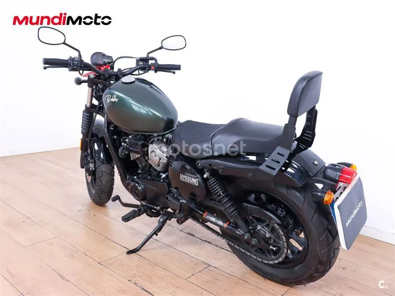 Hyosung Aquila Bobber GV 300 S – Vista 10
